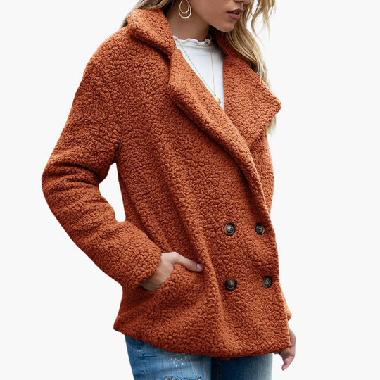Women’s Oversized Faux Fur Jacket with Lapel Collar and Relaxed Fit