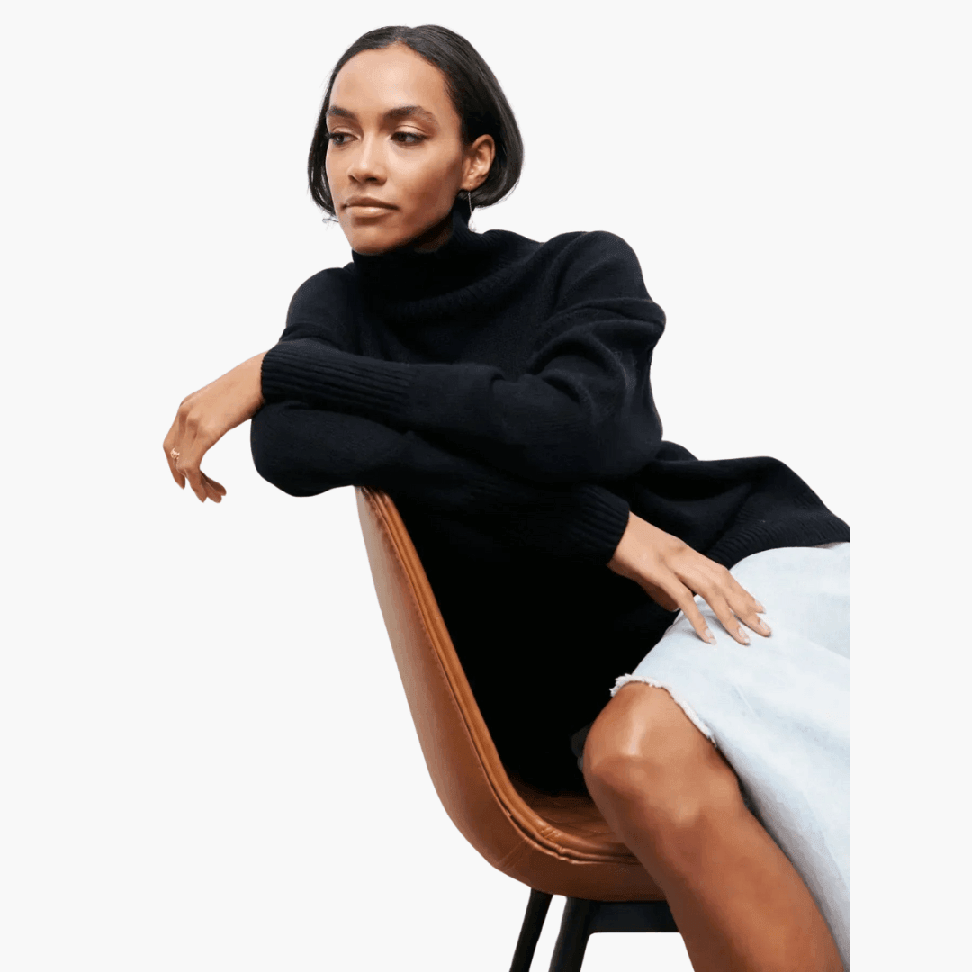 Women's Ribbed Turtleneck Jumper with Long Sleeves and Fitted Silhouette