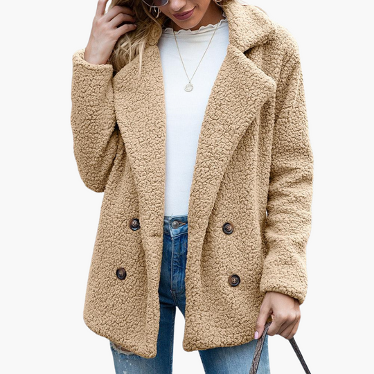 Women’s Oversized Faux Fur Jacket with Lapel Collar and Relaxed Fit