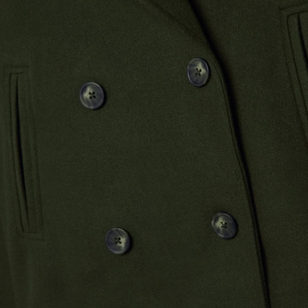 Women’s cropped jacket with double-breasted front and wide lapels