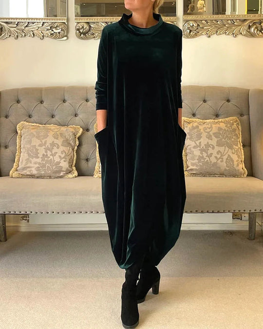 Women's Velvet Evening Dress with Relaxed Fit and Soft Fabric