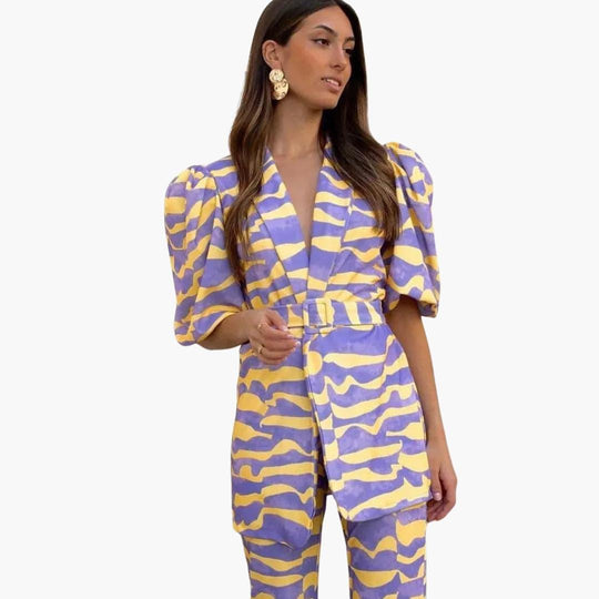 Women's Two-Piece Set with Blazer-Style Top and Printed Trousers