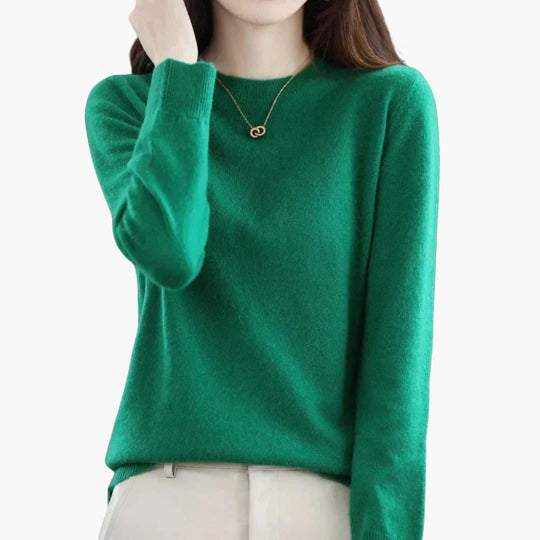 Women’s Chunky Knit Jumper with Long Sleeves and Round Neckline