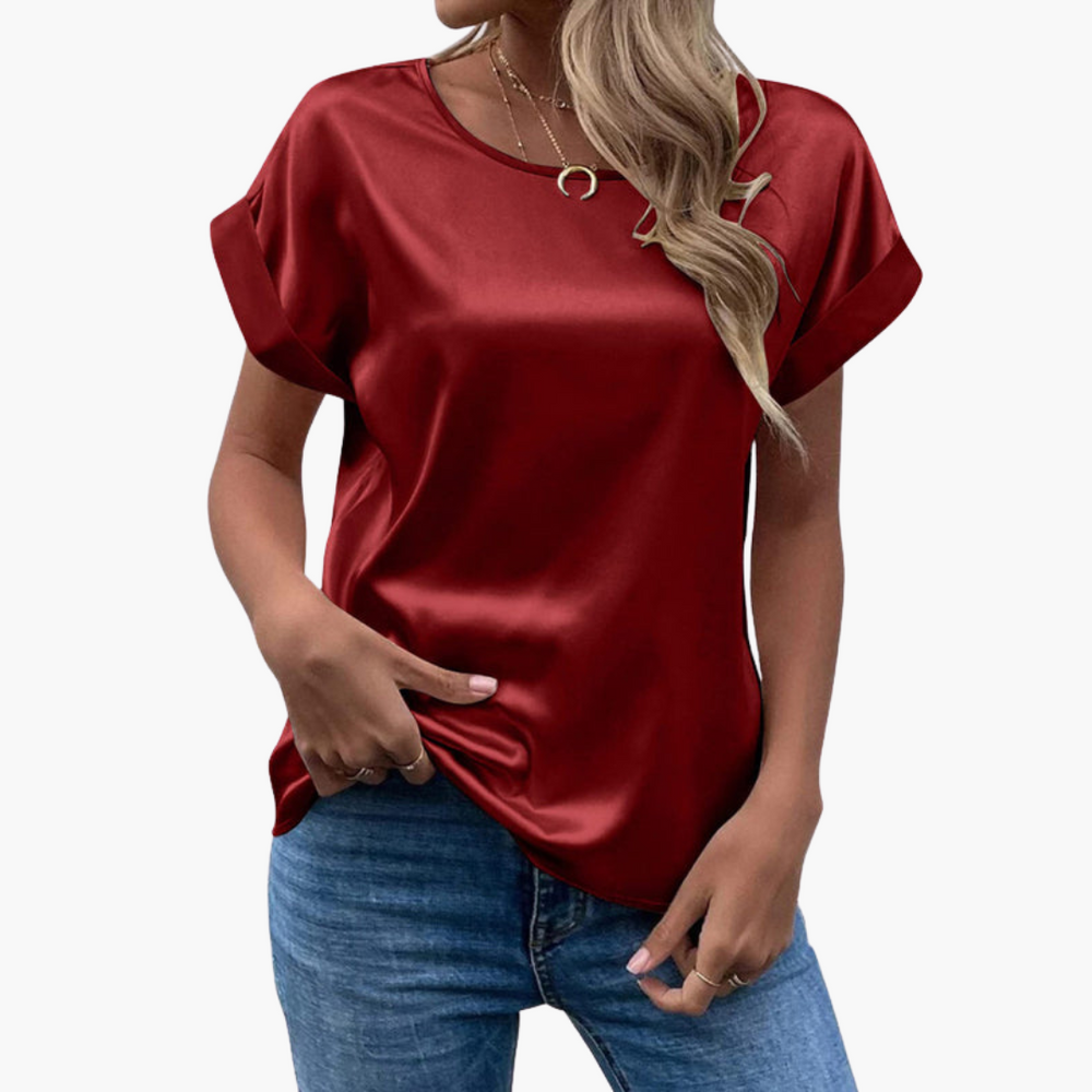 Women’s Short-Sleeve Top with Relaxed Fit