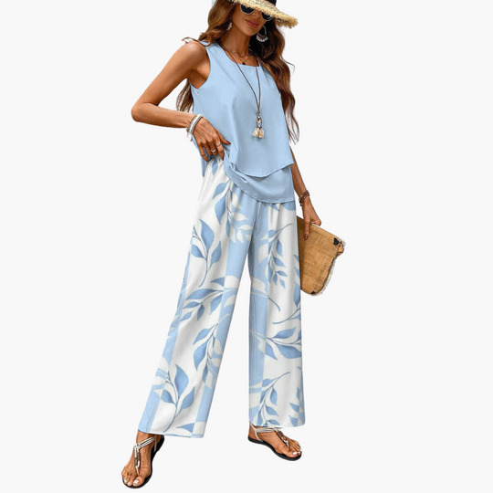 Women’s two-piece set with square neckline and trousers