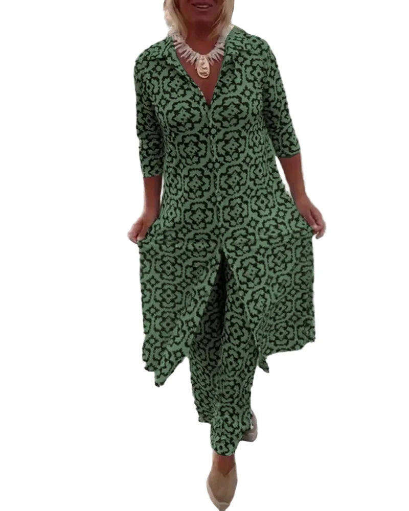 Women's Two-Piece Set with Geometric Design and Relaxed Fit