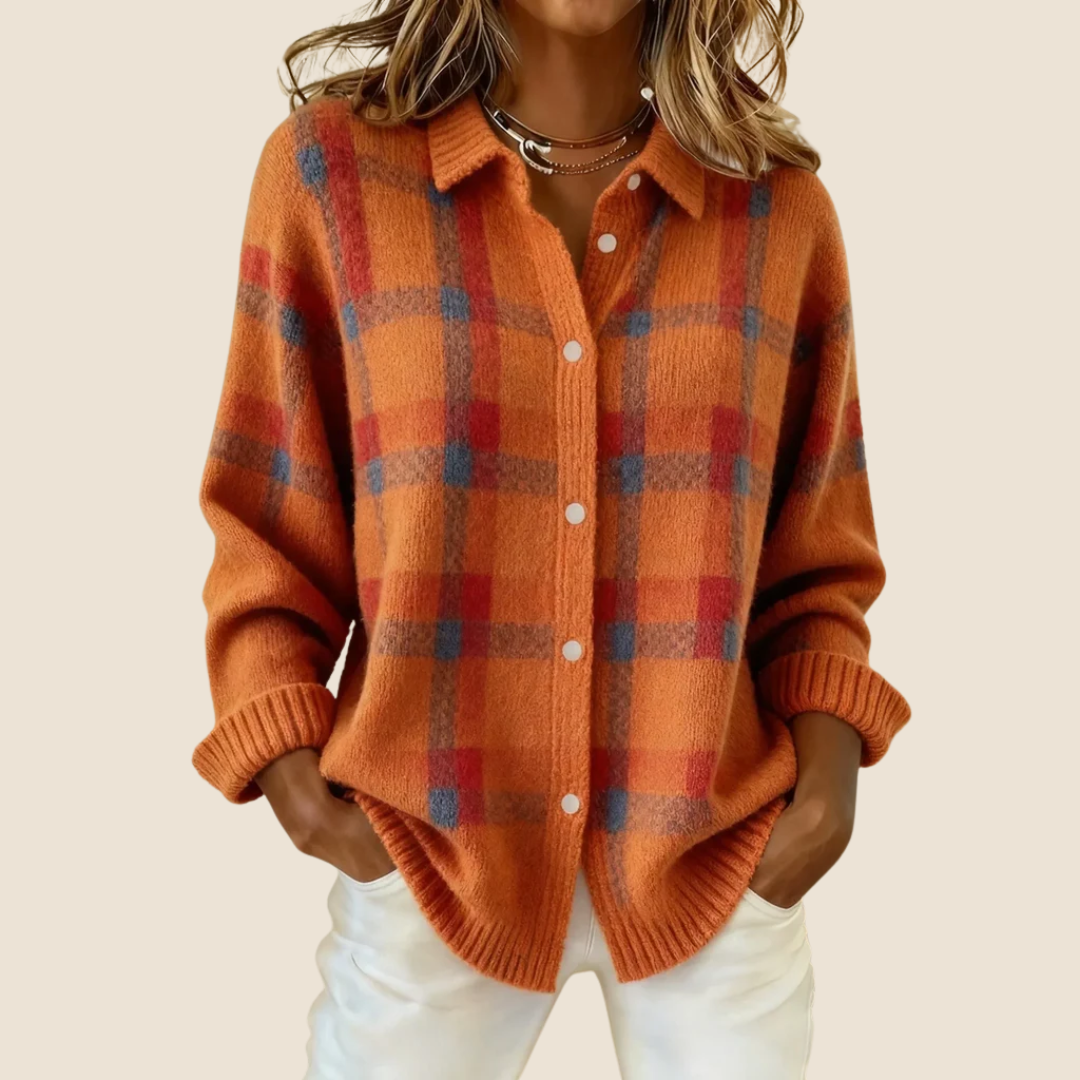Women's Jumper with Retro Check Pattern and Flattering Fit