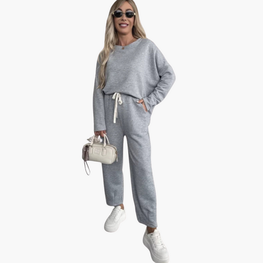 Women’s Coordinated Two-Piece Set with Relaxed Fit