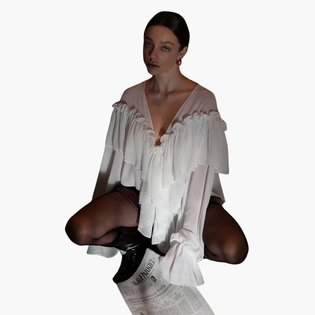 Women’s Long-Sleeve Blouse with V-Neck and Ruffles