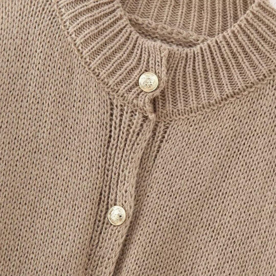 Women's Oversized Knit Cardigan with Button-Up Front and Ribbed Cuffs
