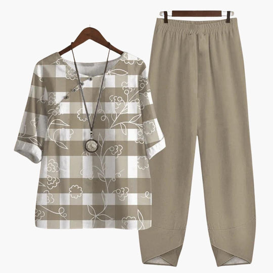 Women's Loose-Fit Two-Piece Set with Floral Print Top and Trousers