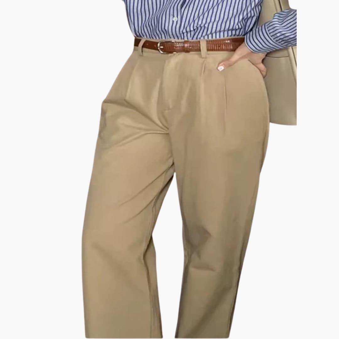 Women’s Trousers with High Waist and Pleated Design