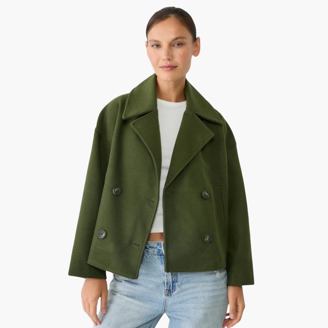 Women’s cropped jacket with double-breasted front and wide lapels