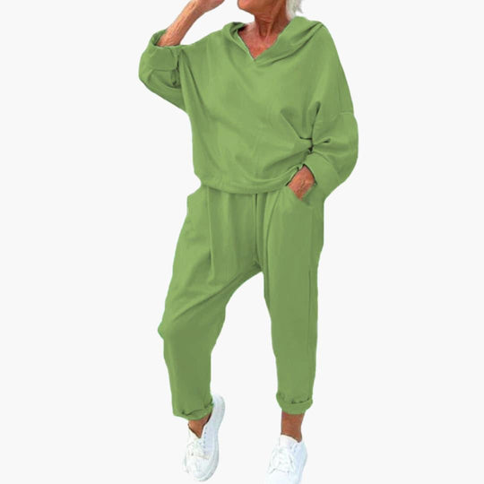 Knit Lounge Set – Women's Cozy Two-Piece Loungewear Outfit