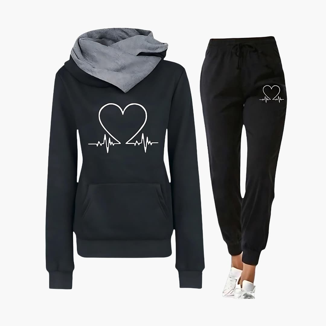 Women’s two-piece set with long sleeves and trousers
