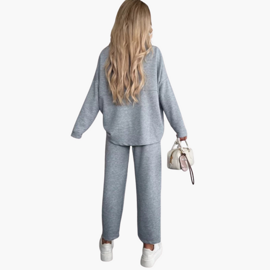 Women’s Coordinated Two-Piece Set with Relaxed Fit