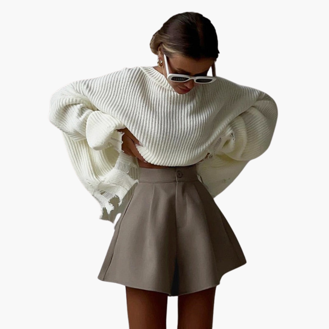 Women’s Flared Shorts with Pleats and High Waist