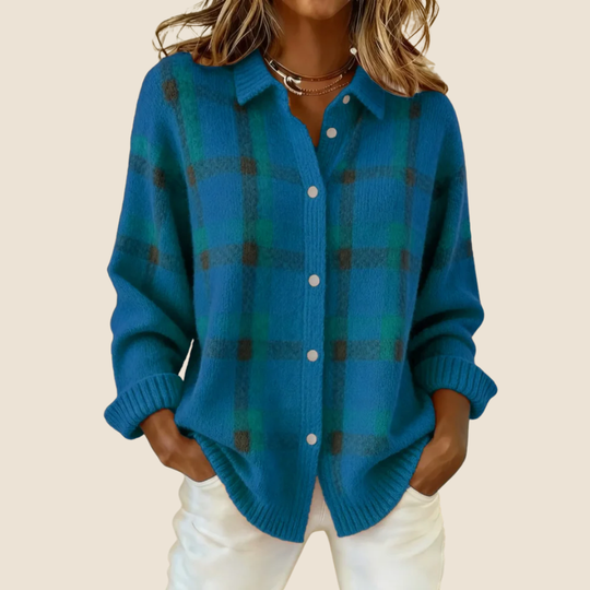 Women's Jumper with Retro Check Pattern and Flattering Fit