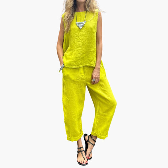 Women’s two-piece set with sleeveless top and trousers
