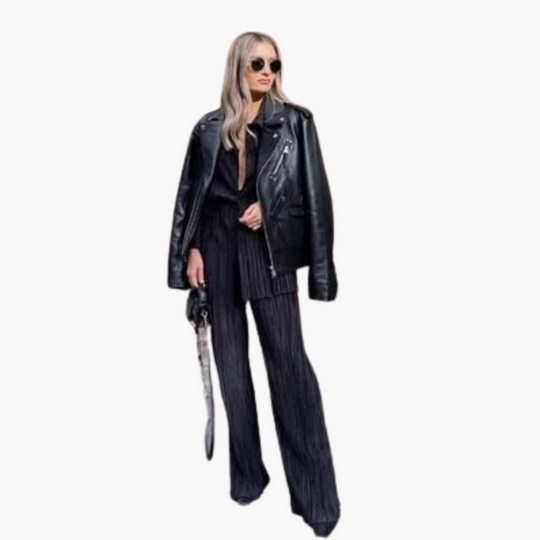 Women’s two-piece set with pleated top and trousers