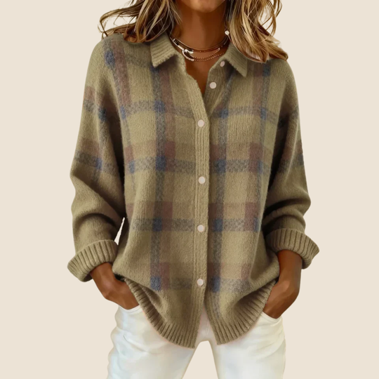 Women's Jumper with Retro Check Pattern and Flattering Fit