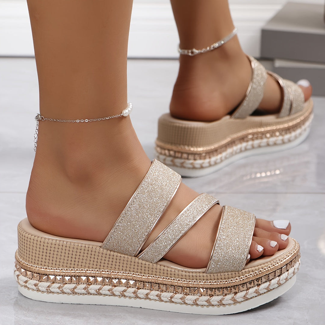 Women's Comfort Sandals with Ergonomic Sole and Breathable Design