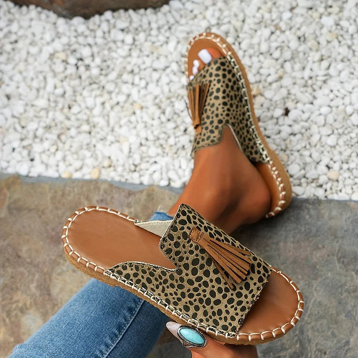 Women's Comfortable Flat Sandals with Cushioned Footbed and Slip-On Design