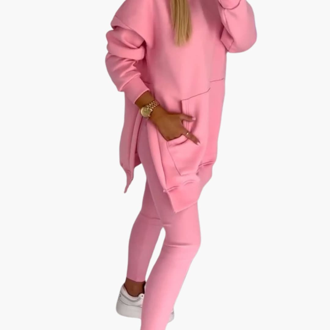 Women’s two-piece set with hood and leggings