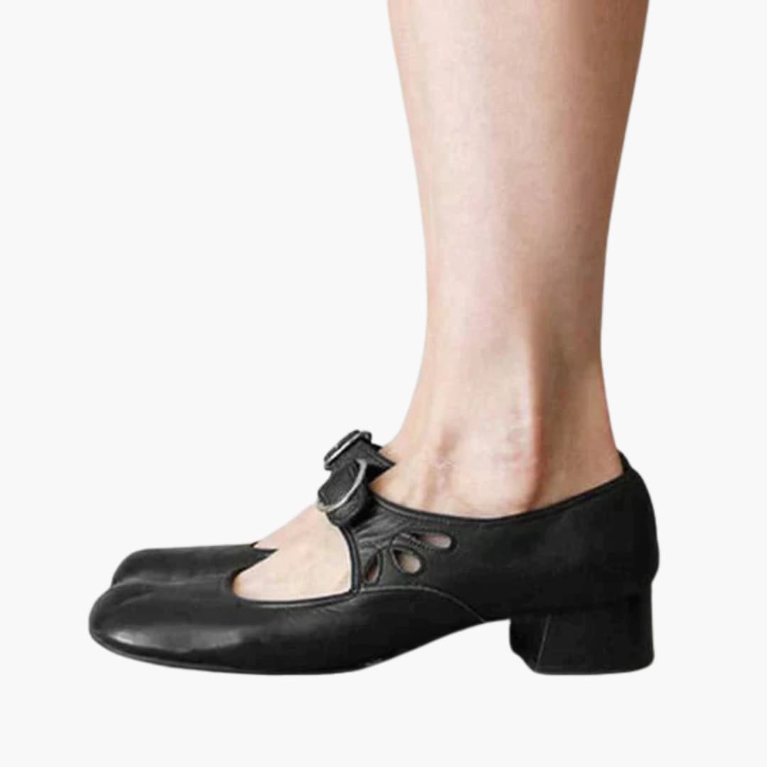 Women’s Closed Toe Sandals with Buckle Strap