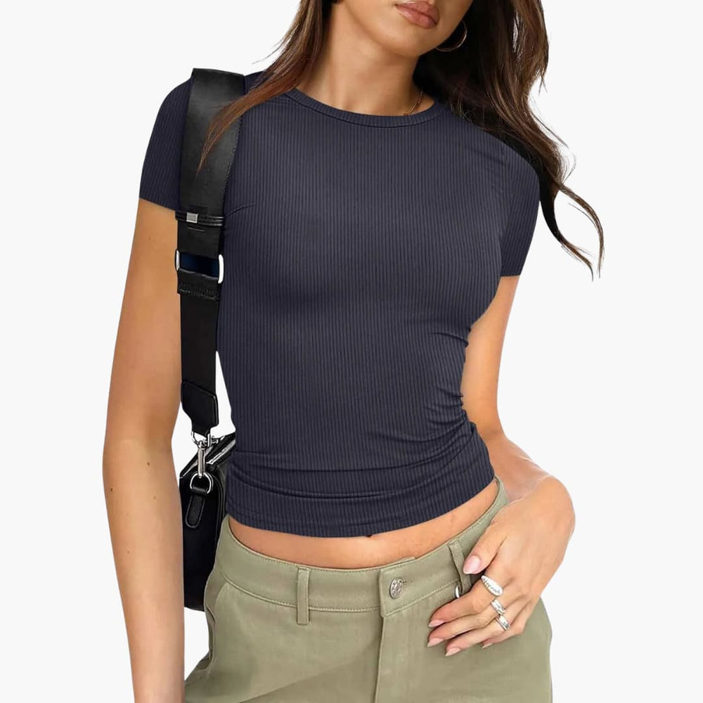 Women’s Cropped T-shirt with Ribbed Texture and Slim Fit
