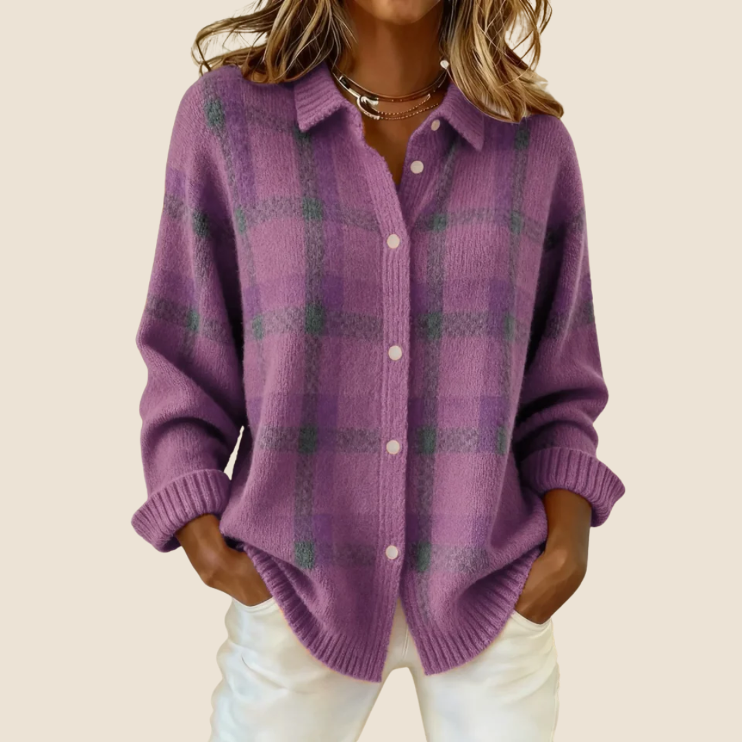 Women's Jumper with Retro Check Pattern and Flattering Fit