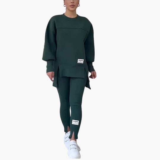Women’s two-piece set with long sleeves and trousers