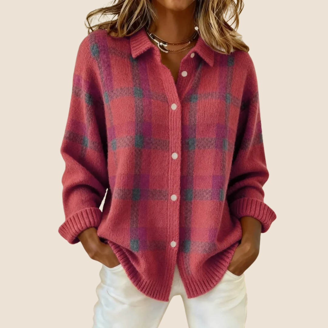 Women's Jumper with Retro Check Pattern and Flattering Fit