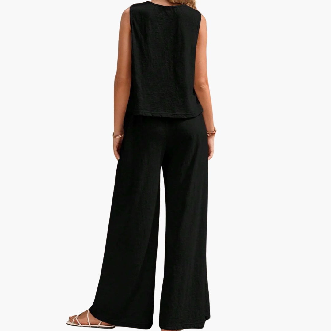 Women’s Summer Two-Piece Set with Shorts and Short-Sleeve Top