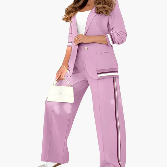 Women’s two-piece set with short sleeves and trousers