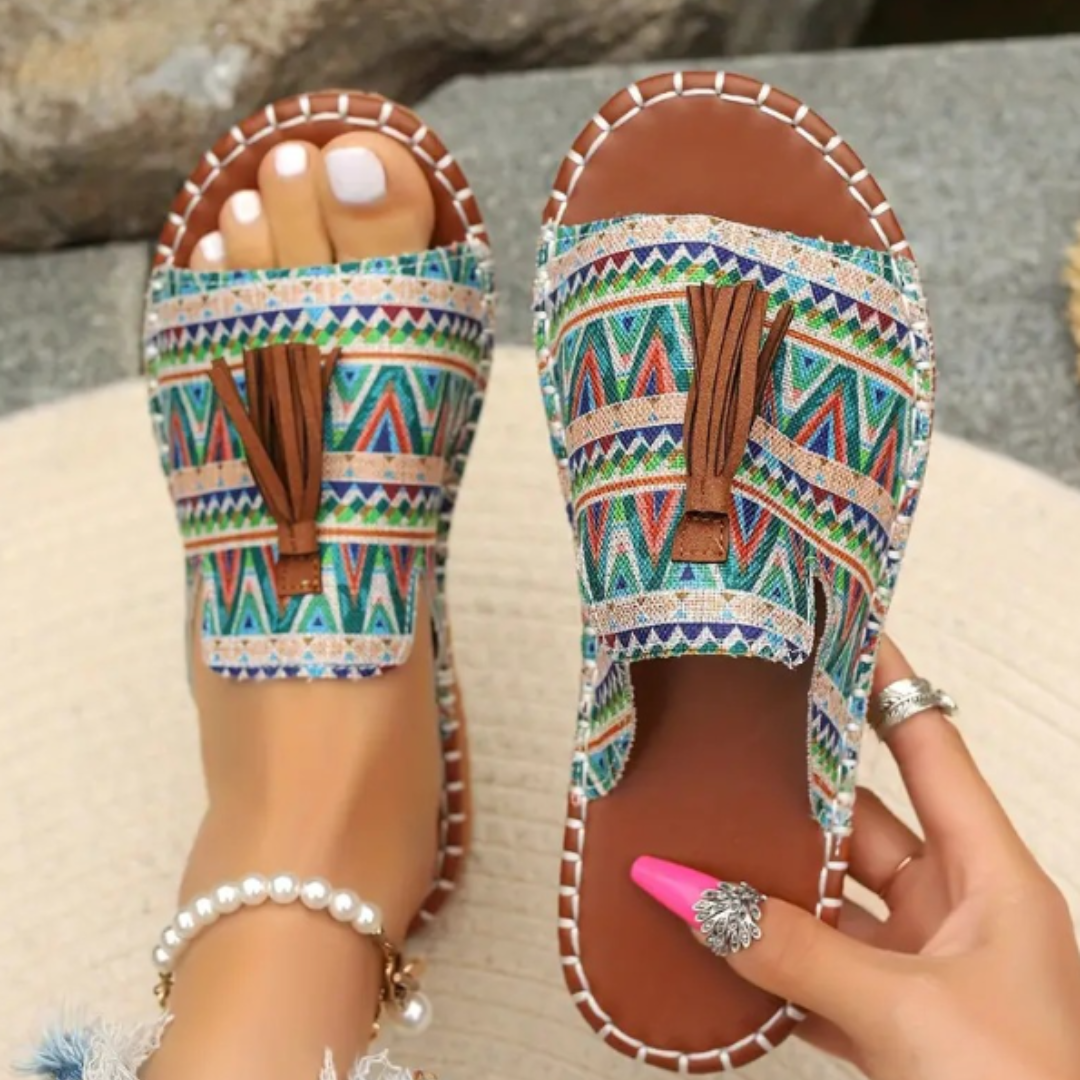 Women's Comfortable Flat Sandals with Cushioned Footbed and Slip-On Design