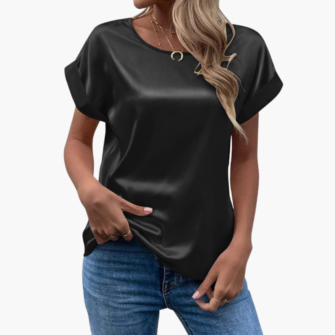 Women’s Short-Sleeve Top with Relaxed Fit