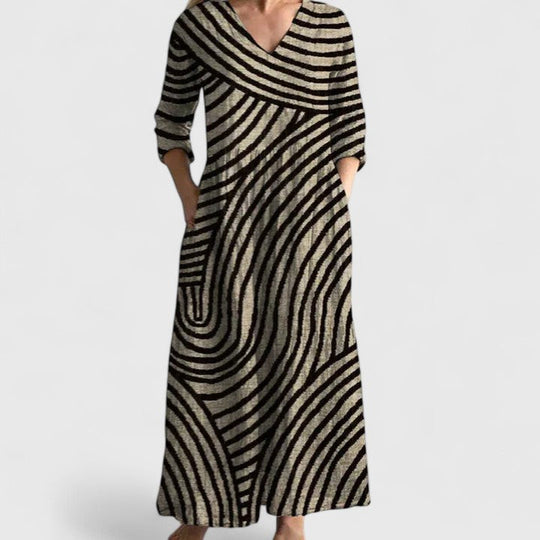 Women's Comfortable Dress with V-Neckline and Side Pockets