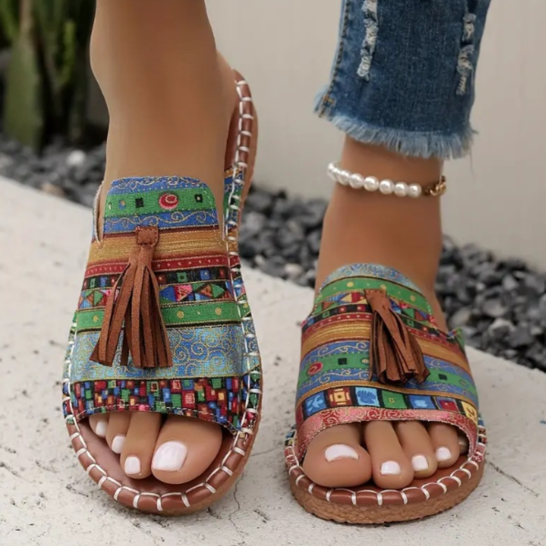 Women's Comfortable Flat Sandals with Cushioned Footbed and Slip-On Design