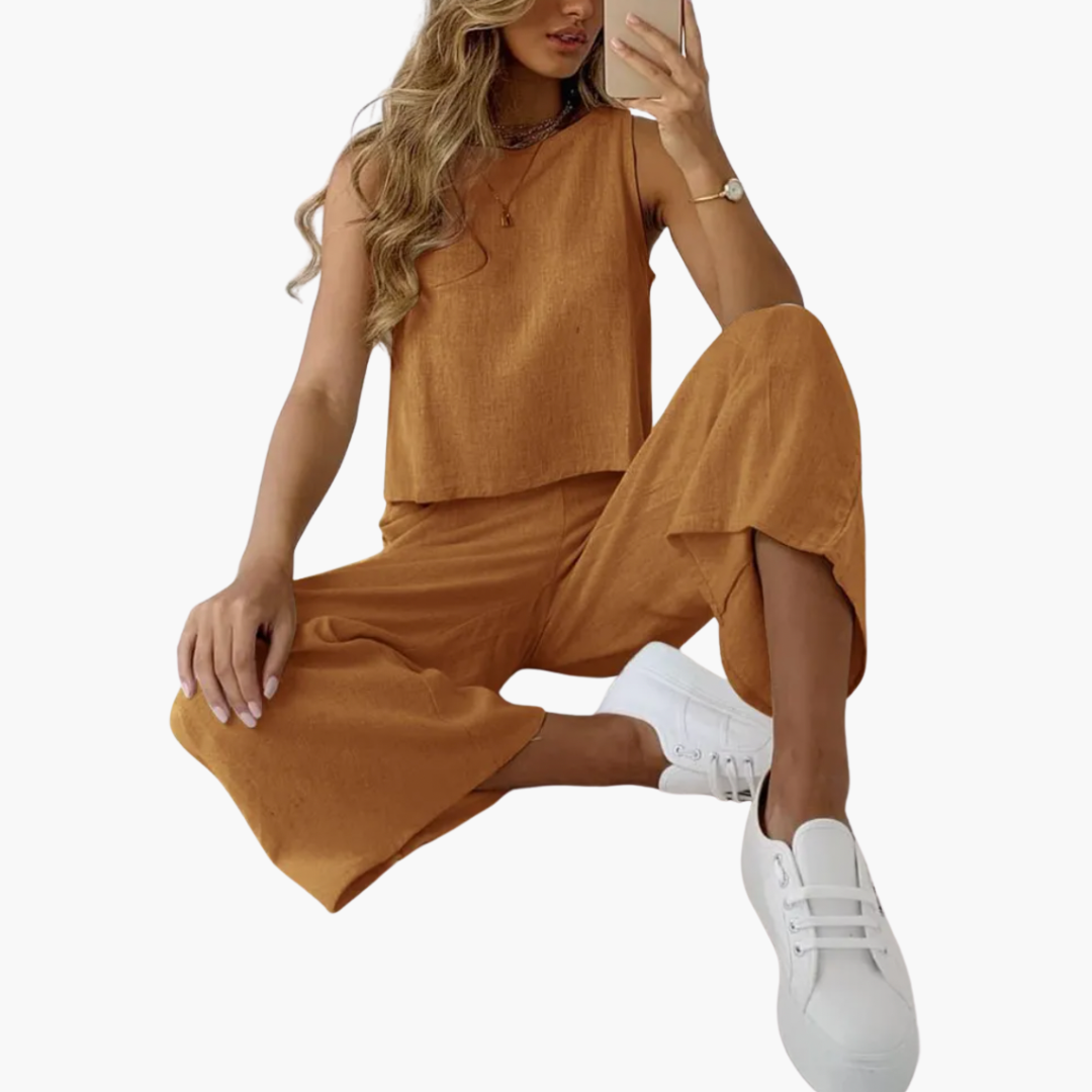 Women’s Summer Two-Piece Set with Shorts and Short-Sleeve Top