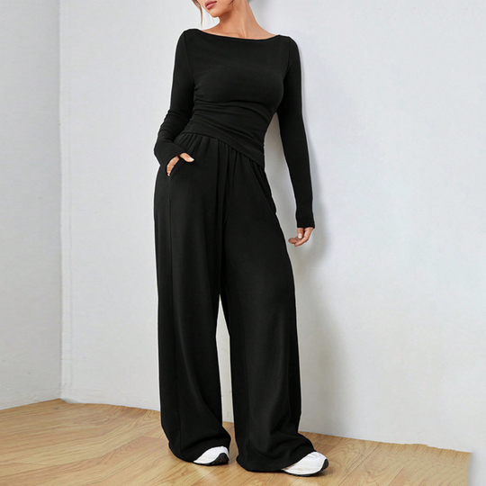 Women's Cosy Set with Relaxed Fit and Timeless Design