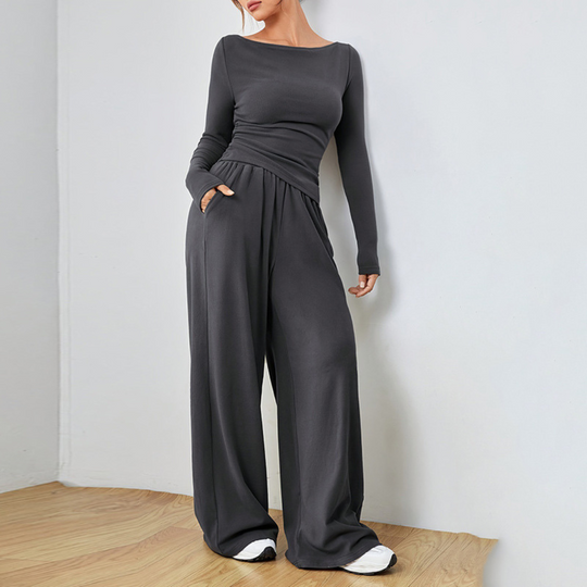 Women's Cosy Set with Relaxed Fit and Timeless Design