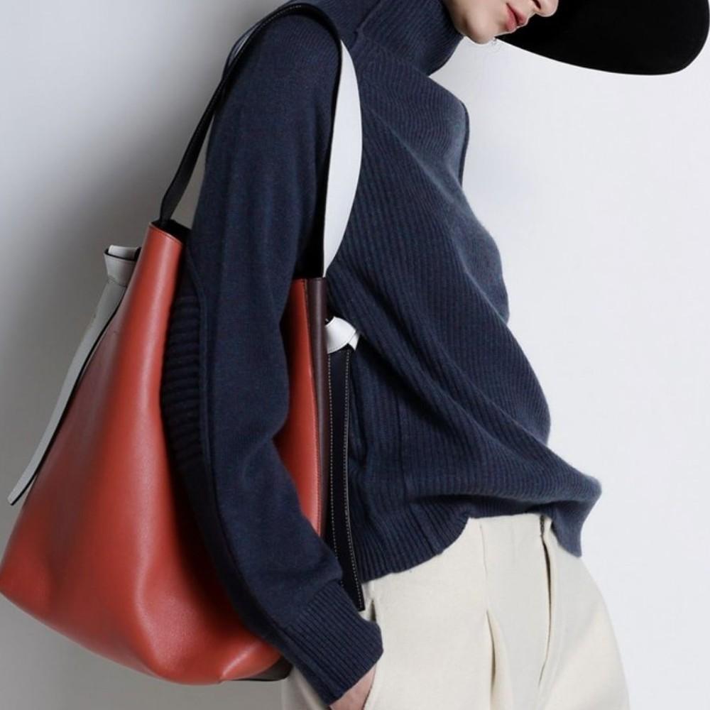 Women's Ribbed Turtleneck Jumper with Relaxed Fit