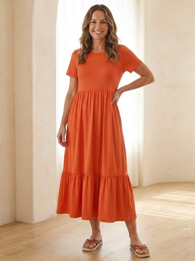 amy floral midi dress Amy Floral Maxi Dress in Red