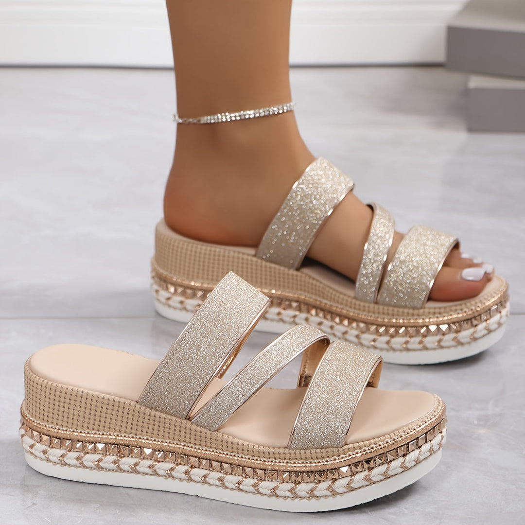 Women's Comfort Sandals with Ergonomic Sole and Breathable Design