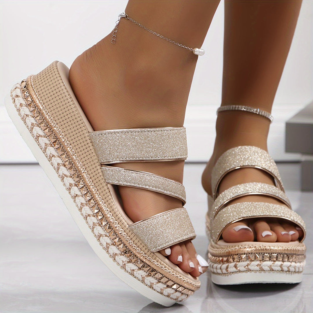 Women's Comfort Sandals with Ergonomic Sole and Breathable Design