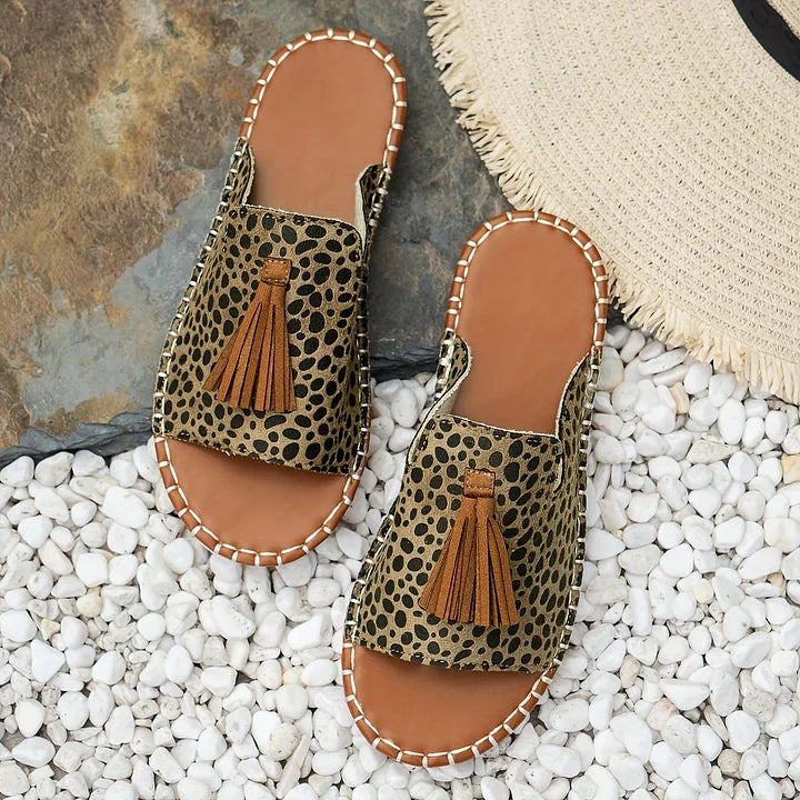 Women's Comfortable Flat Sandals with Cushioned Footbed and Slip-On Design