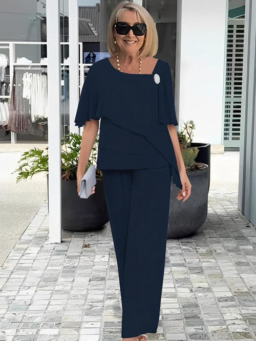 Women's Elegant Set with Flattering Cut and Comfortable Fit