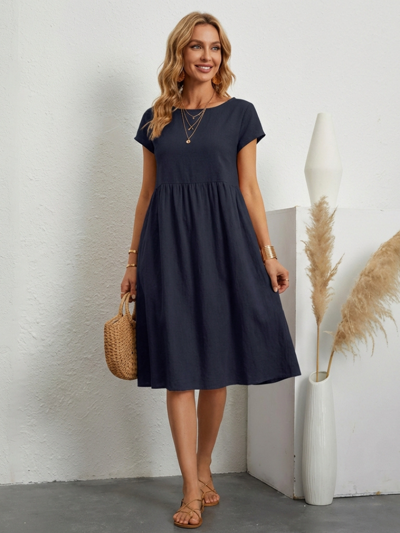 Women's Short Sleeve Knee Length Pocket Dress
