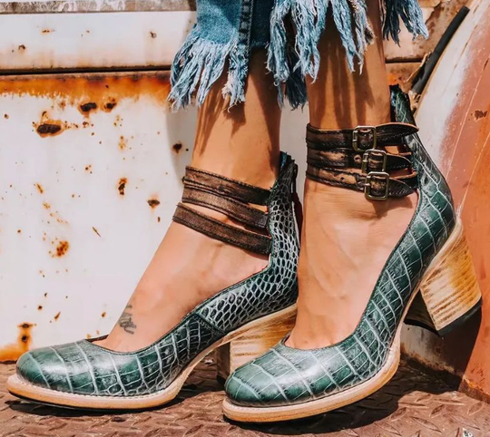 Women's Sandals with Ergonomic Design and Versatile Style